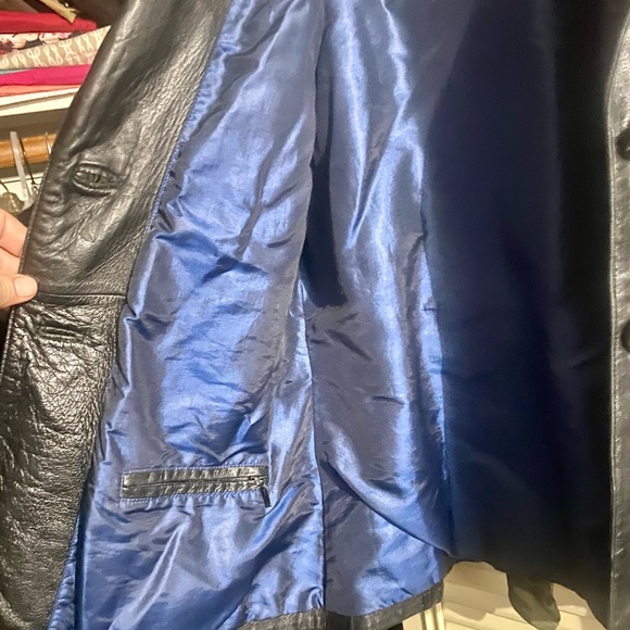 Vintage Black Genuine Leather Ladies Size Medium Blazer/Jacket - Very Slimming!! - Picture 4 of 7